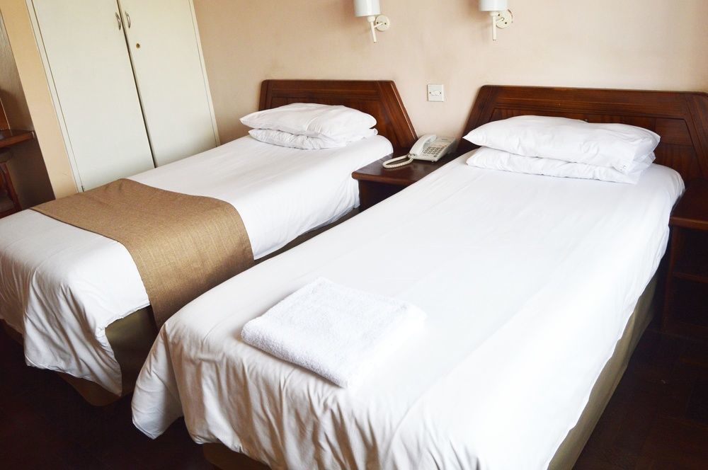 Horizon Inn Harare Bagian luar foto