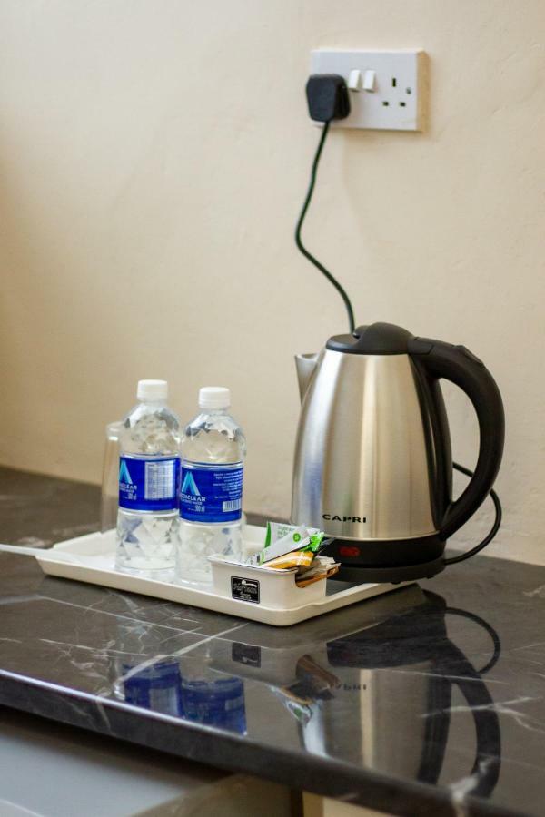 Horizon Inn Harare Bagian luar foto