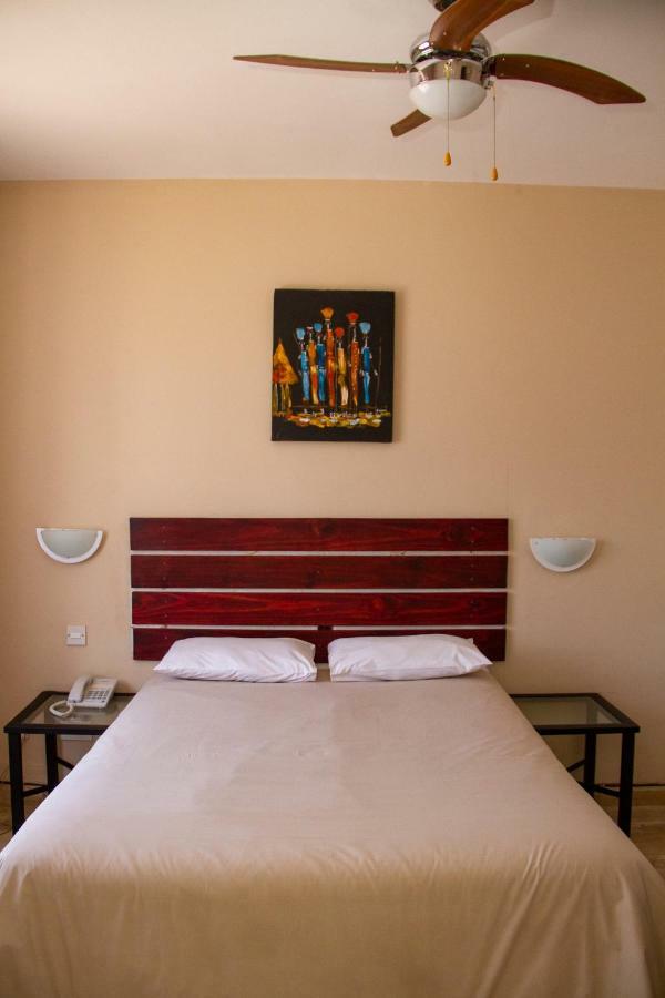 Horizon Inn Harare Bagian luar foto