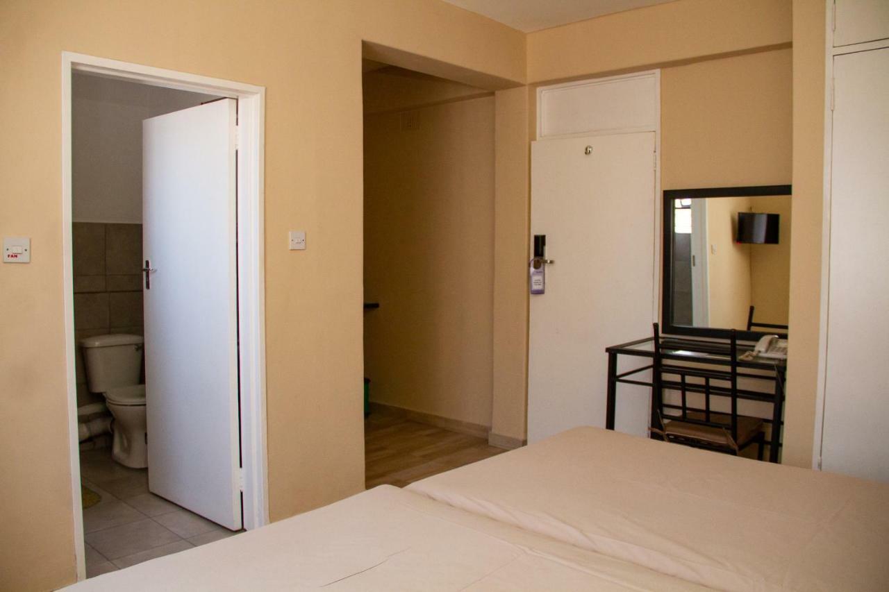 Horizon Inn Harare Bagian luar foto